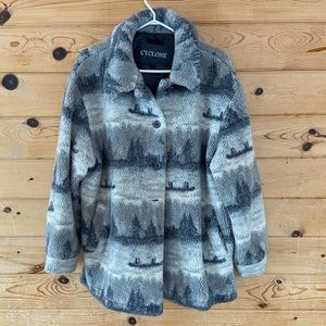 Cyclone vintage fleece jacket. In great condition. Size Large.